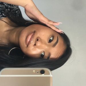 Meet your Posher, Khantiyathy